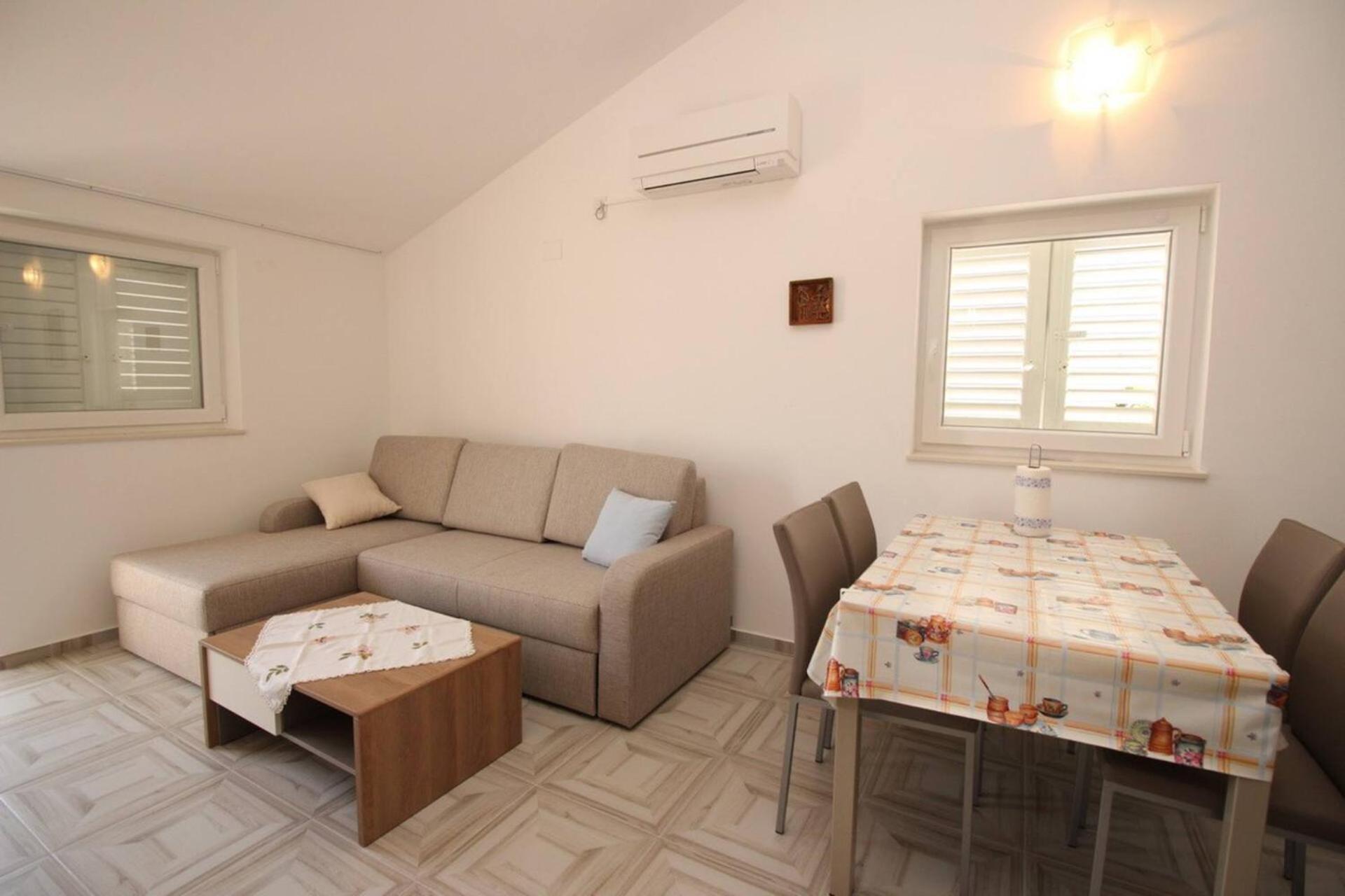 Apartments Vasilic-Cugalj-Smokvina バスカ エクステリア 写真